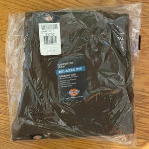 New With Tags: Dickies Brown 32x32 Carpenter Jeans - Relax Fit